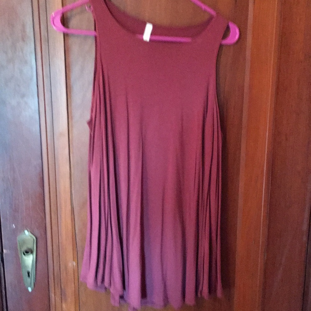 Open shoulder top